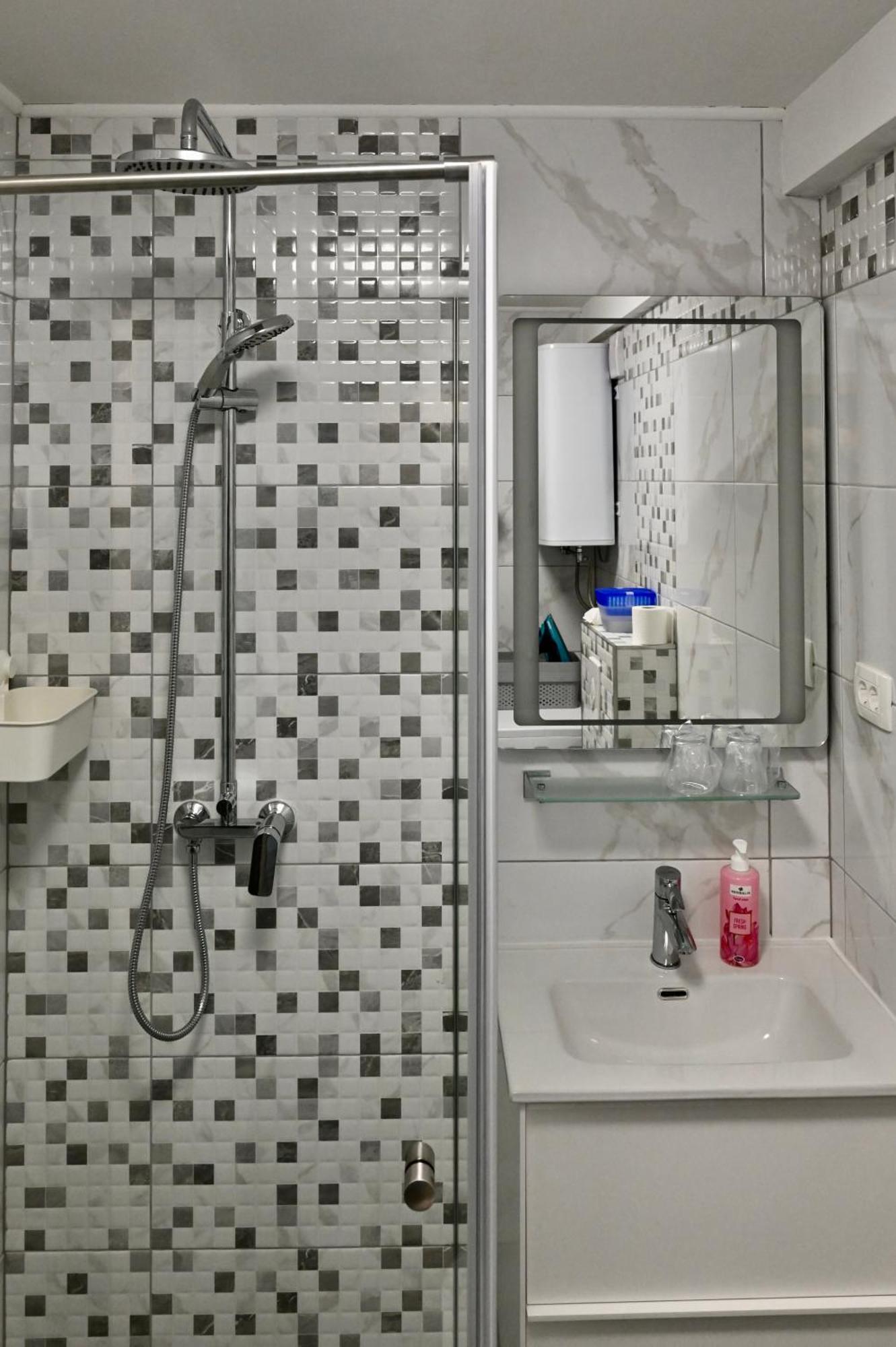 Studio Apartman Una -Self Check In,Free Parking Карловац Экстерьер фото